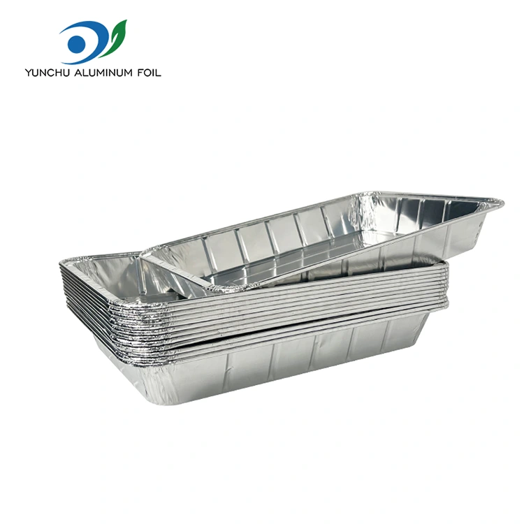 Stor grillad fisk takeaway silver aluminiumfoliebehållare Stor grillad fisk takeaway silver aluminiumfoliebehållare